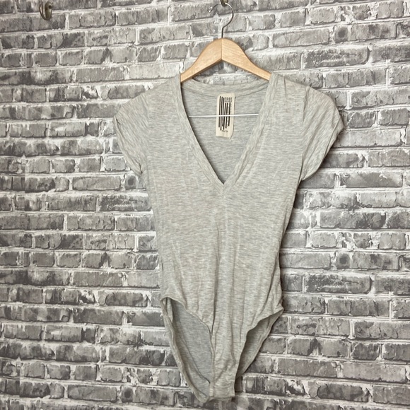 Free People - Picture 1 of 6